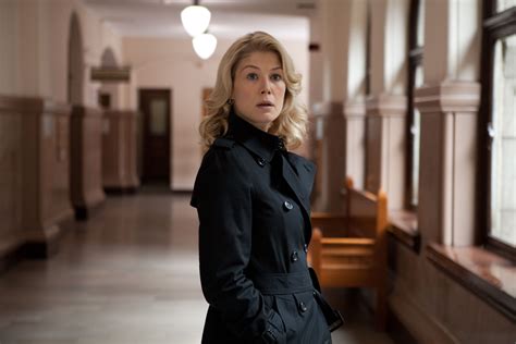 rosamund pike jack reacher burberry|Rosamund Pike biography.